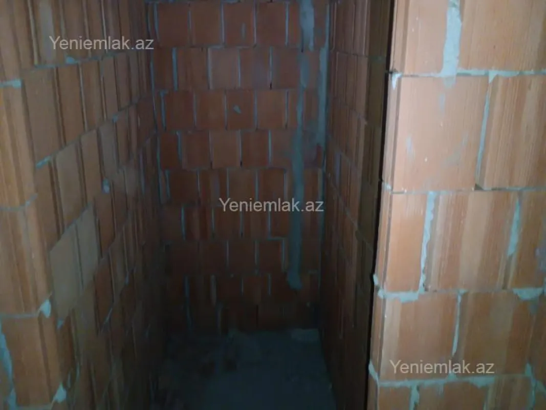 Satılır 3 otaqlı yeni tikili 120 m²