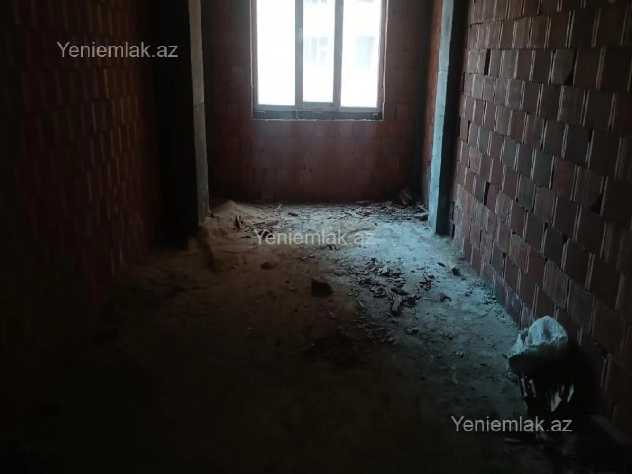Satılır 3 otaqlı yeni tikili 120 m²