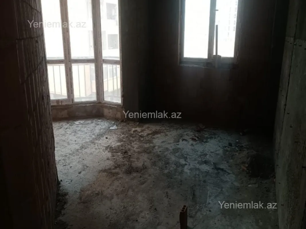 Satılır 3 otaqlı yeni tikili 120 m²