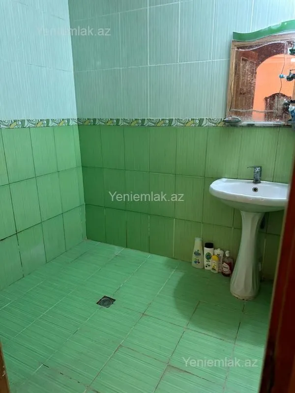 Satılır 3 otaqlı yeni tikili 105 m²