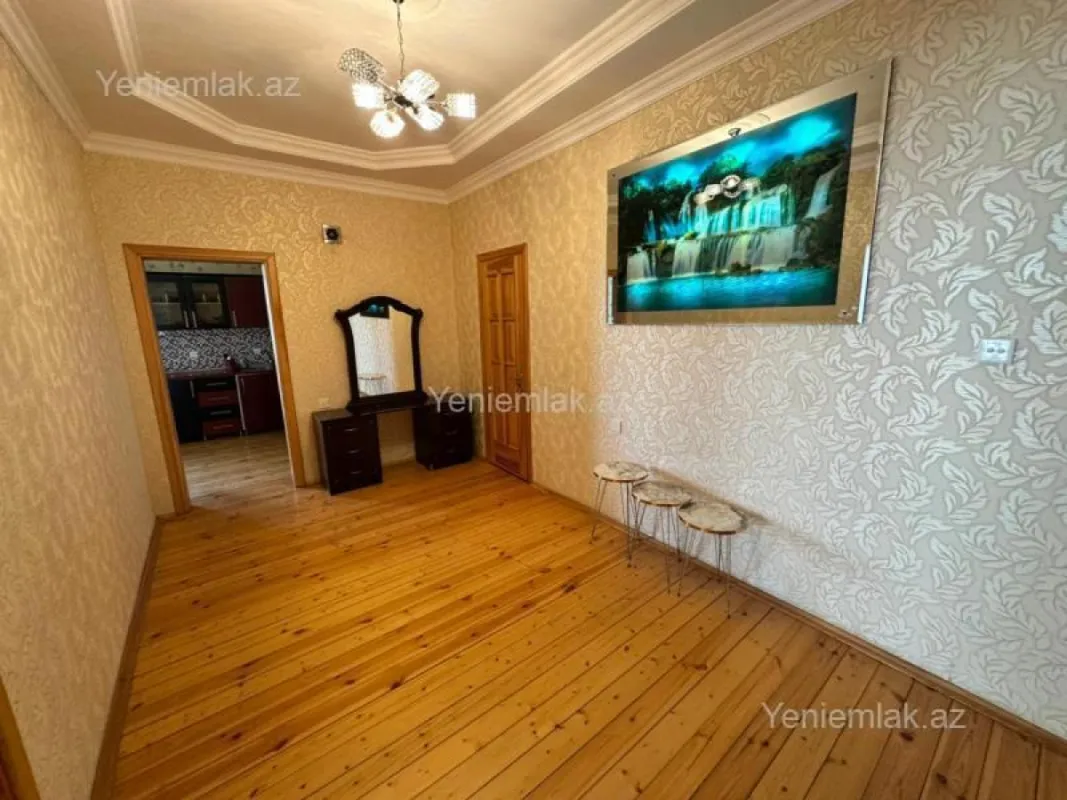 Satılır 3 otaqlı yeni tikili 105 m²