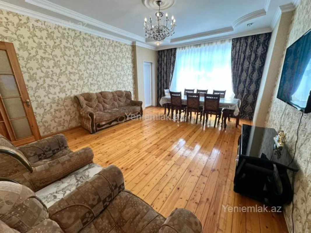Satılır 3 otaqlı yeni tikili 105 m²