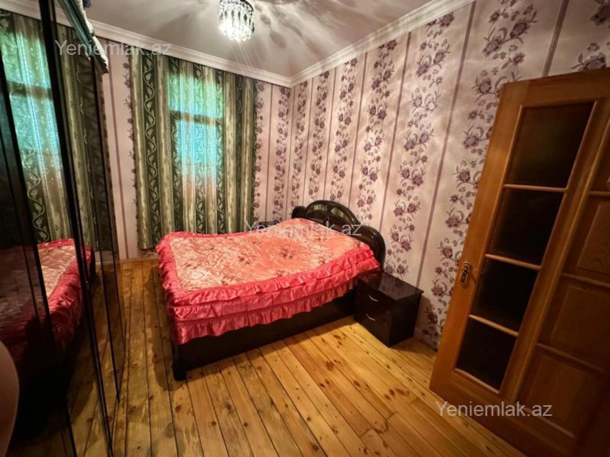 Satılır 3 otaqlı yeni tikili 105 m²