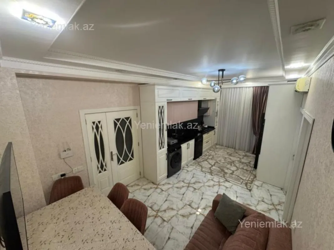 Satılır 3 otaqlı yeni tikili 140 m²