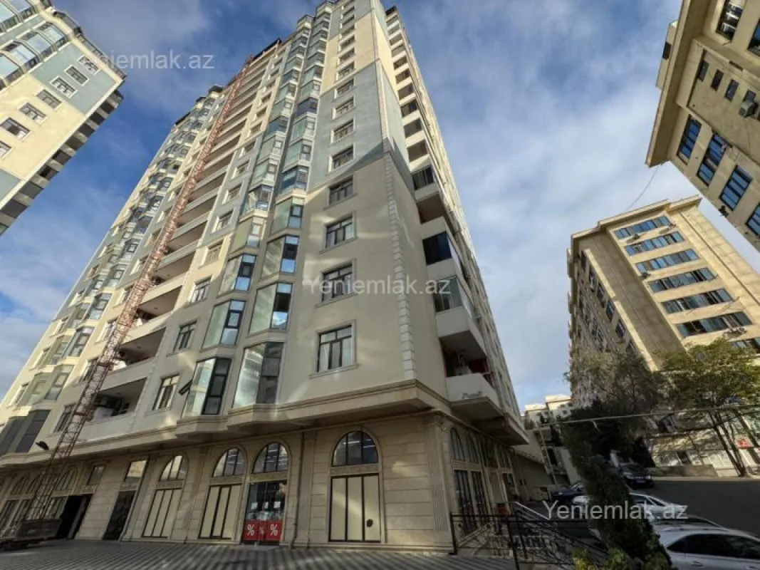 Satılır 3 otaqlı yeni tikili 140 m²