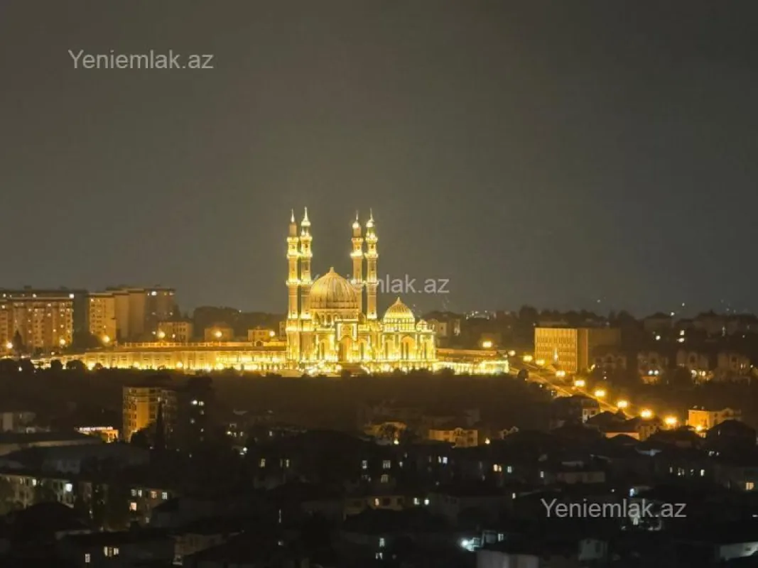 Satılır 3 otaqlı yeni tikili 140 m²