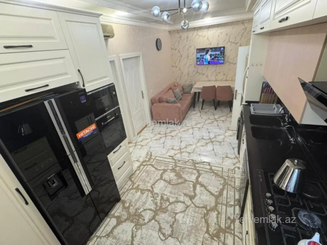 Satılır 3 otaqlı yeni tikili 140 m²