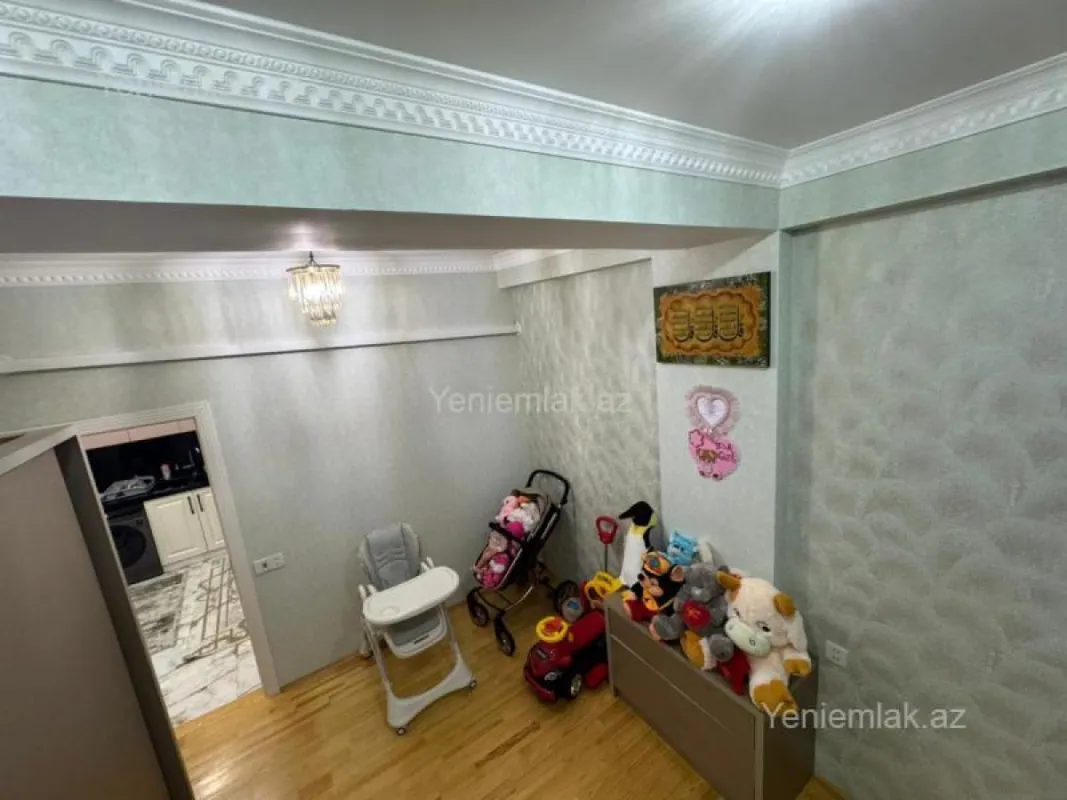 Satılır 3 otaqlı yeni tikili 140 m²