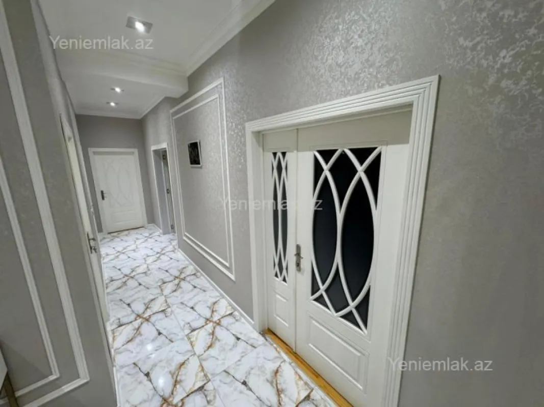 Satılır 3 otaqlı yeni tikili 140 m²