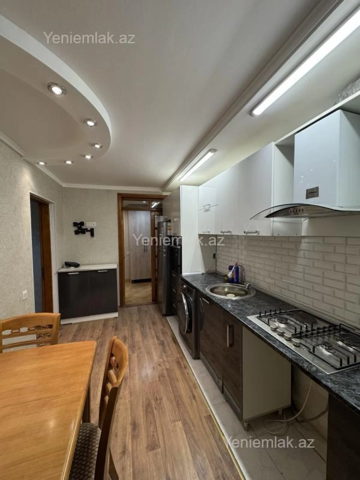 Satılır 3 otaqlı köhnə tikili 62 m²