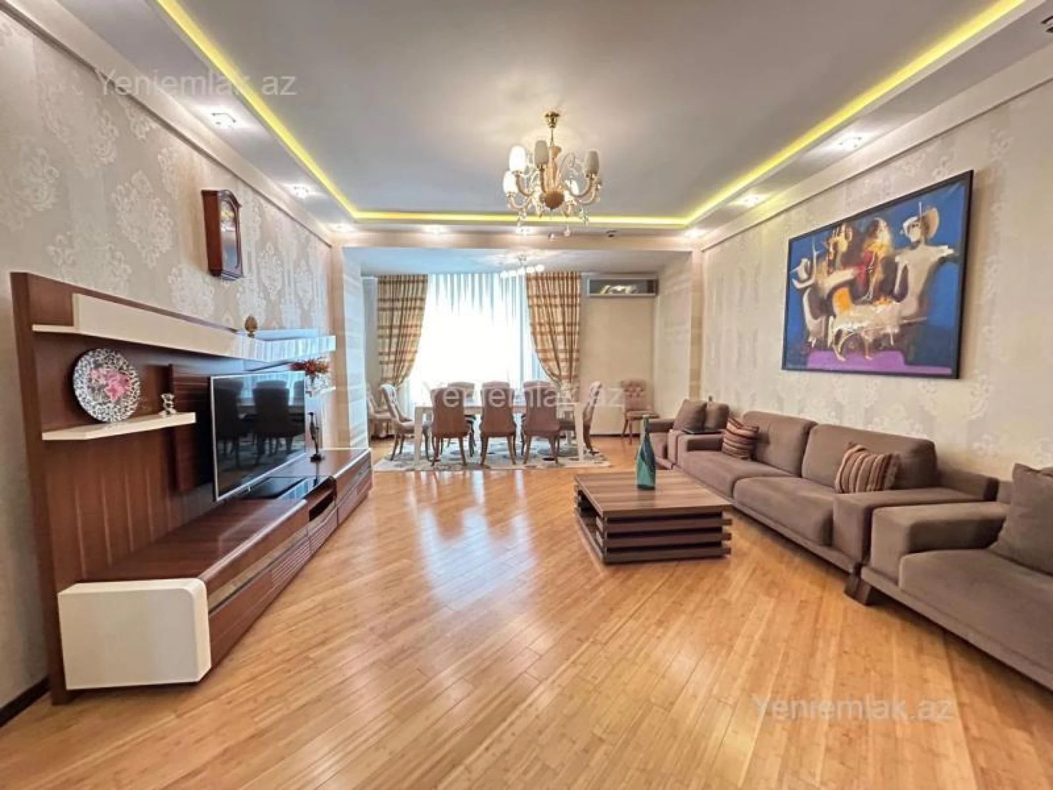 Satılır 4 otaqlı yeni tikili 160 m²