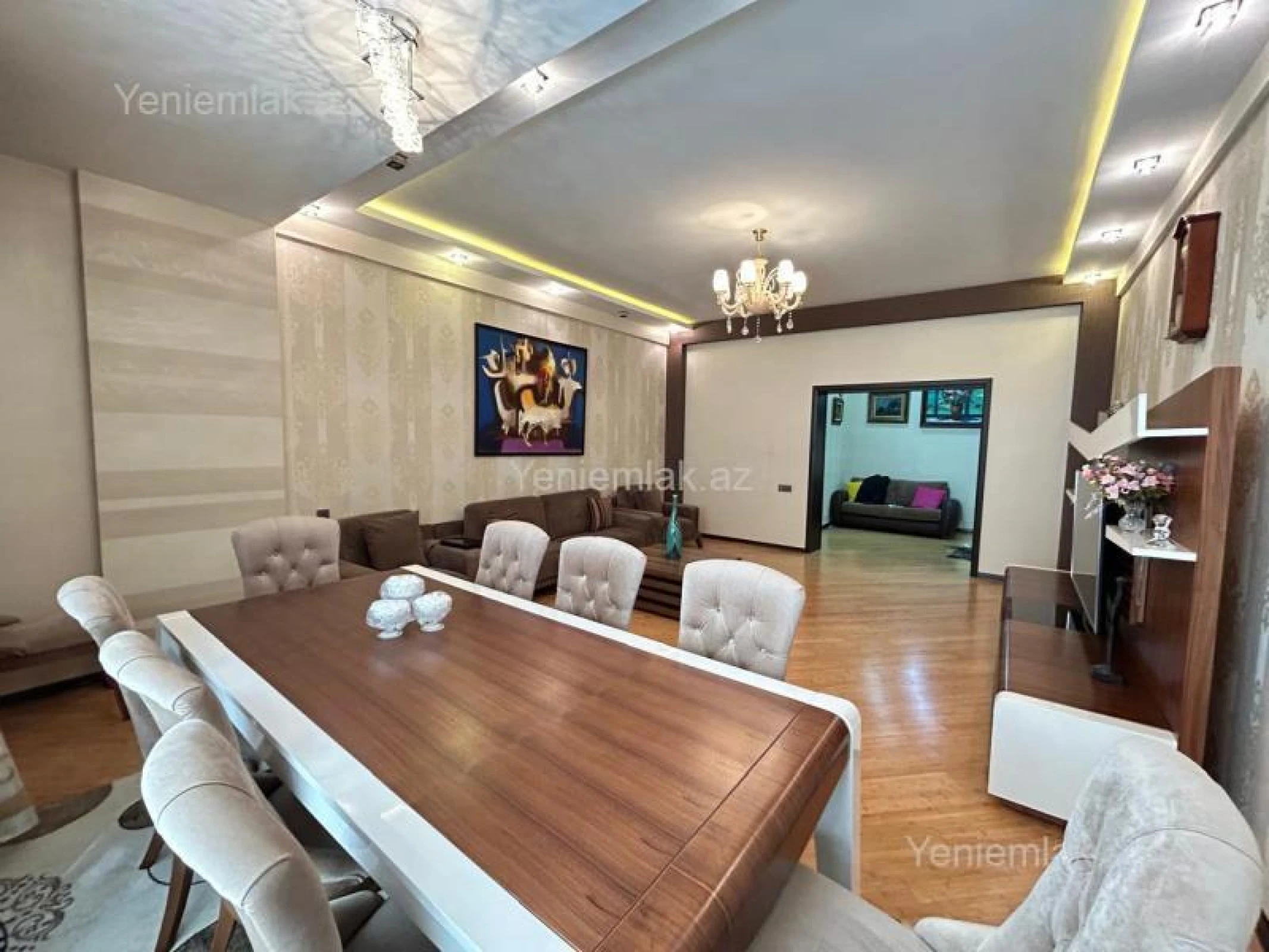 Satılır 4 otaqlı yeni tikili 160 m²