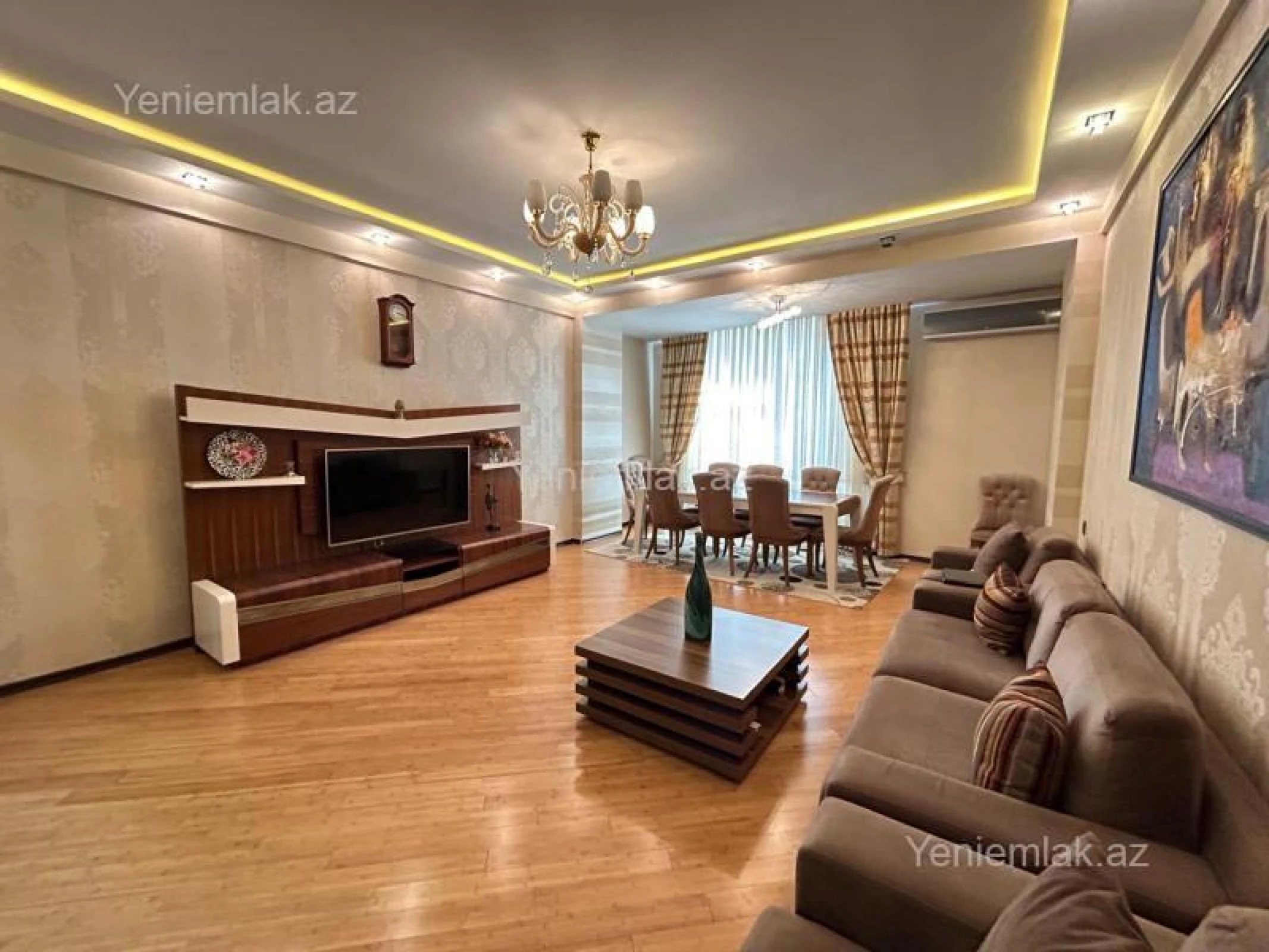 Satılır 4 otaqlı yeni tikili 160 m²