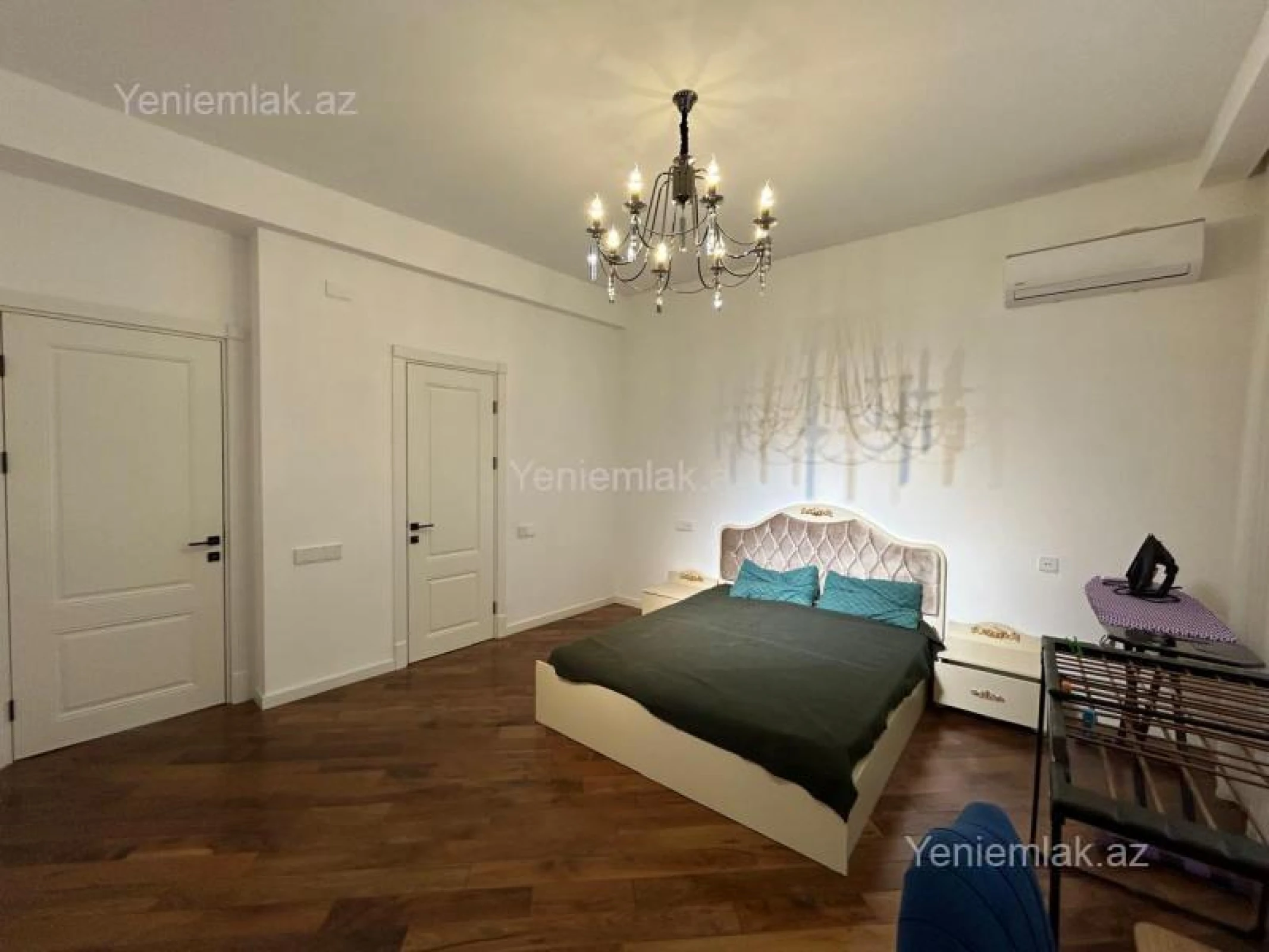 Satılır 4 otaqlı yeni tikili 180 m²