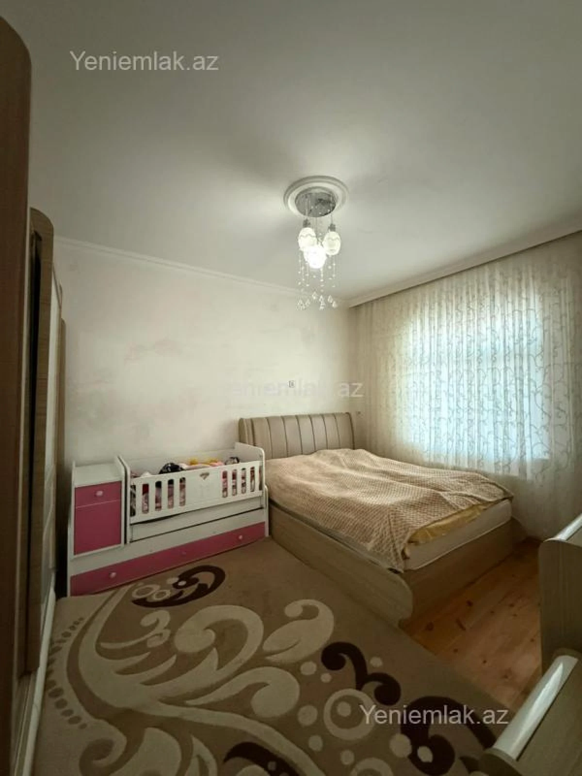 Satılır 8 otaqlı həyət evi 230 m²