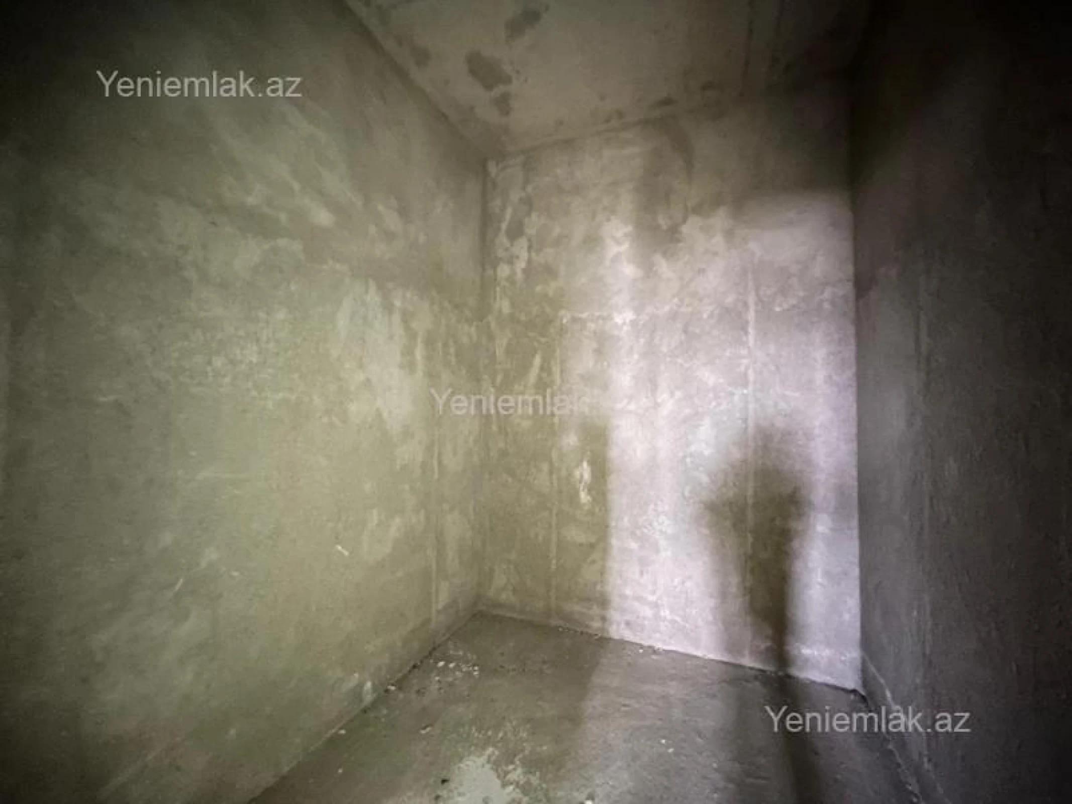 Satılır 3 otaqlı yeni tikili 135 m²