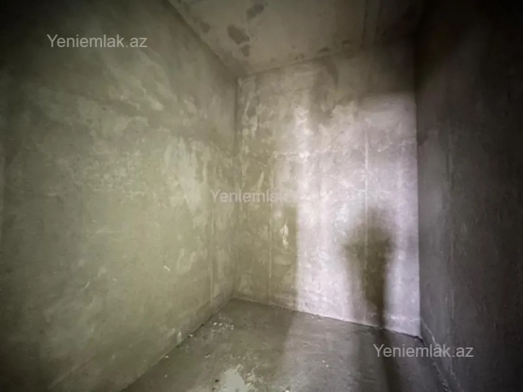 Satılır 3 otaqlı yeni tikili 135 m²