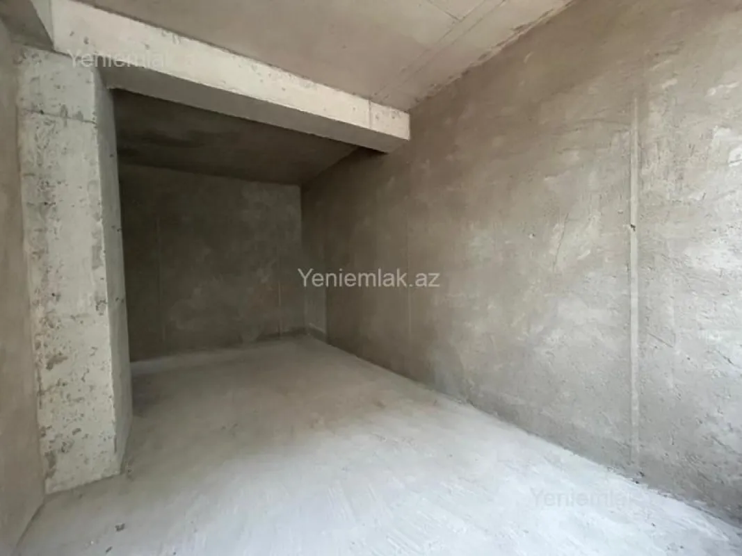 Satılır 3 otaqlı yeni tikili 135 m²