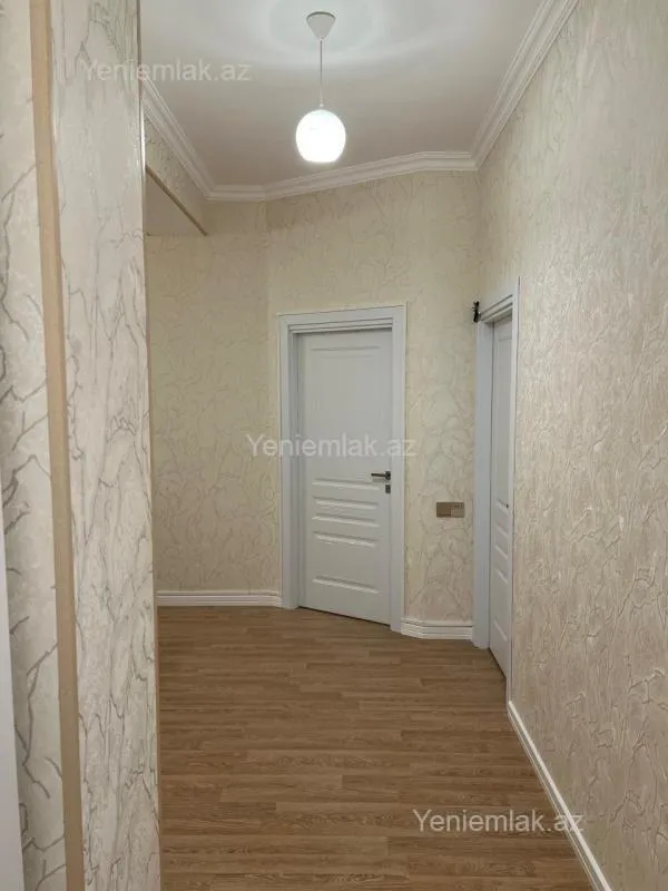 Satılır 3 otaqlı yeni tikili 110 m²