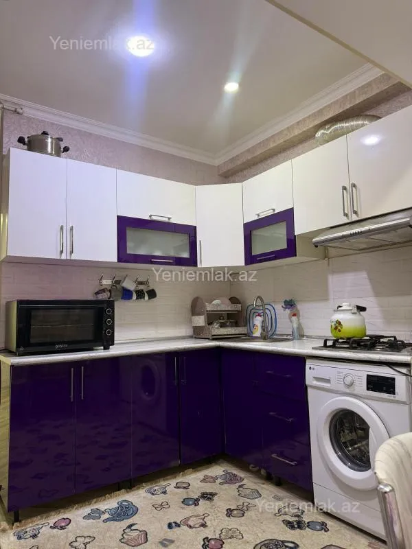 Satılır 3 otaqlı köhnə tikili 105 m²