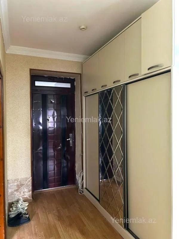 Satılır 3 otaqlı yeni tikili 110 m²