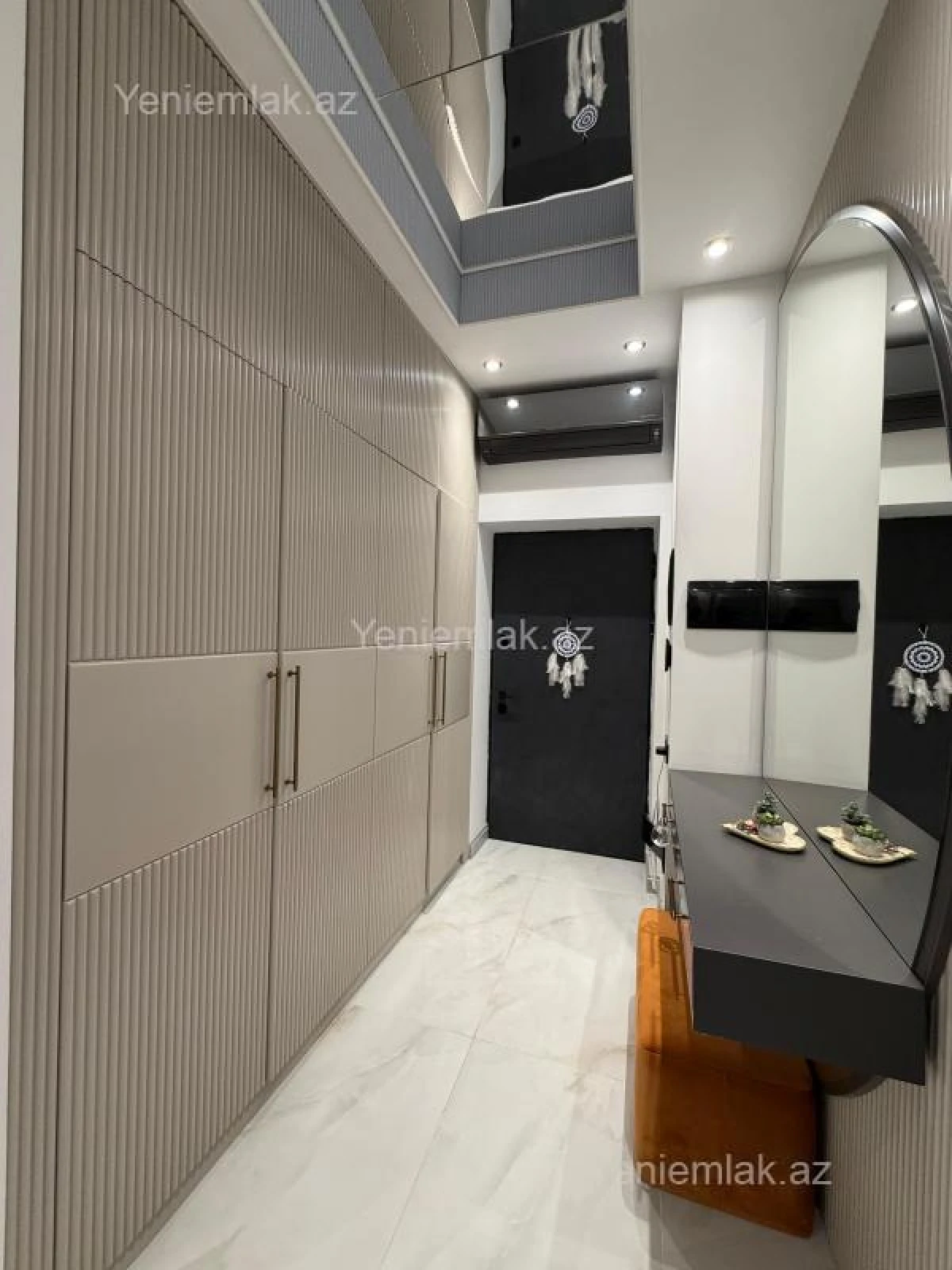 Satılır 3 otaqlı yeni tikili 132 m²