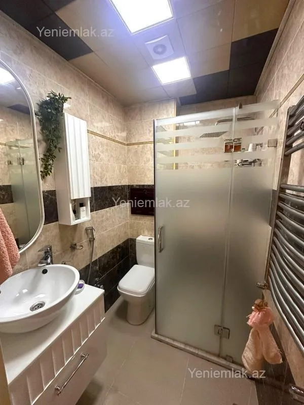 Satılır 3 otaqlı yeni tikili 87 m²