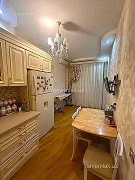 Satılır 3 otaqlı yeni tikili 87 m²