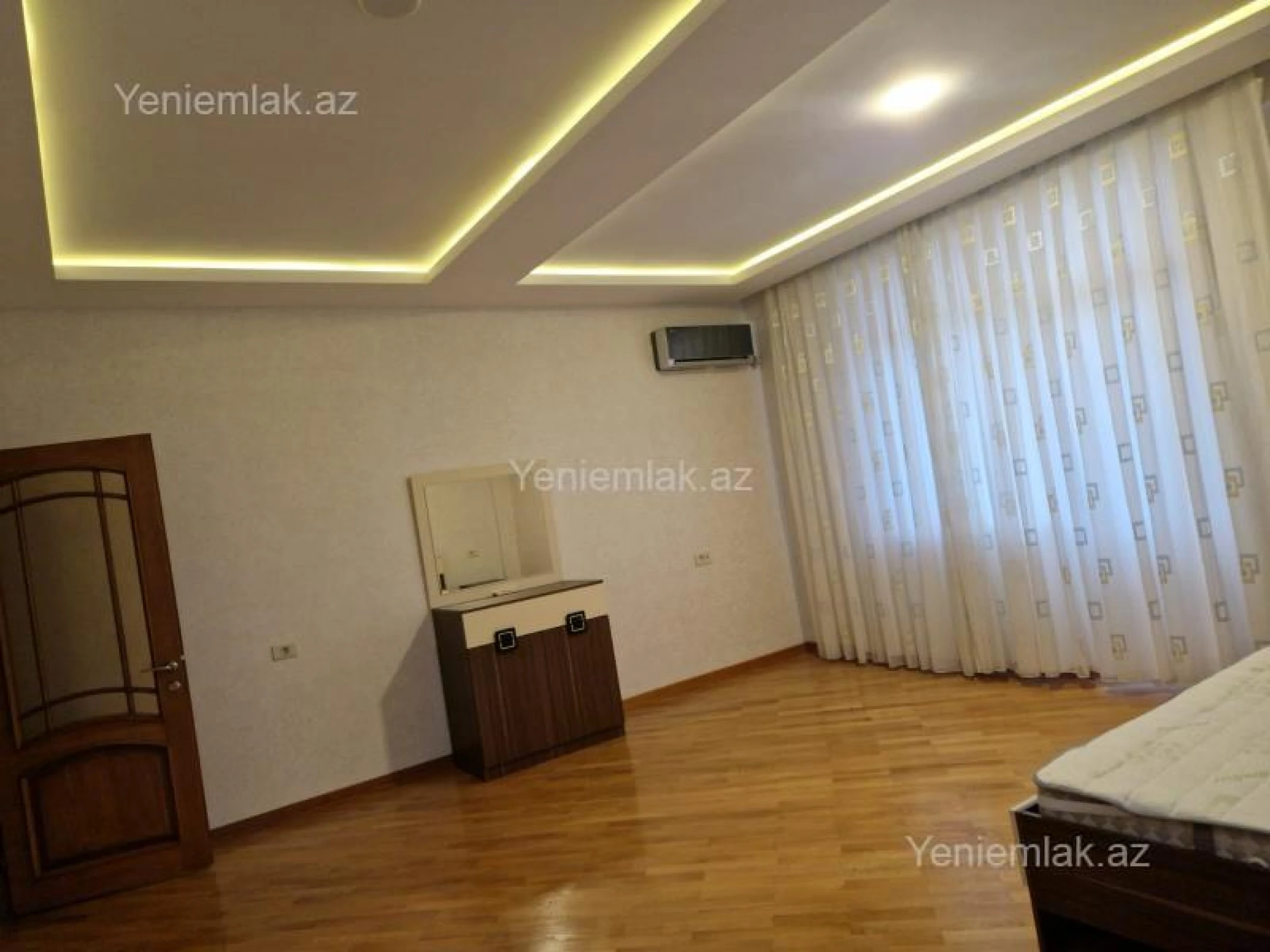 Satılır 2 otaqlı yeni tikili 129 m²