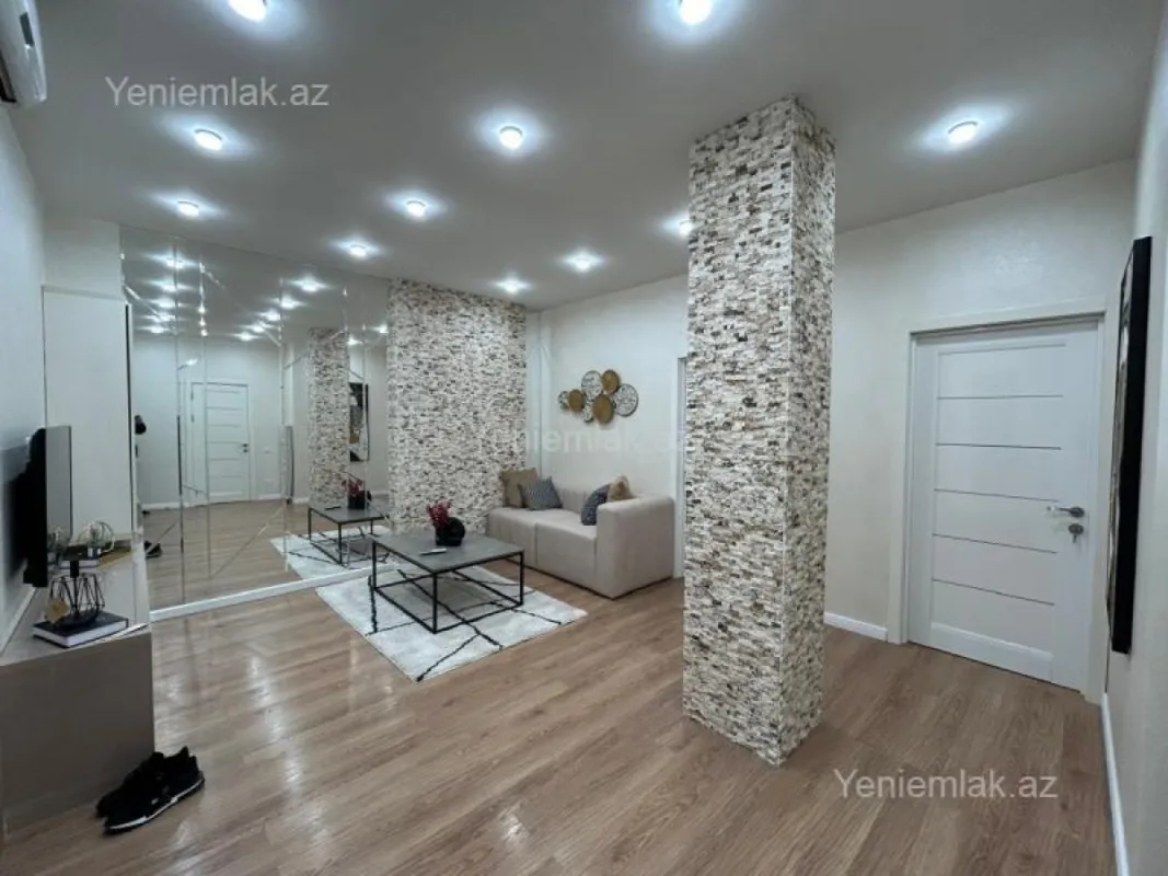 Satılır 2 otaqlı yeni tikili 85 m²