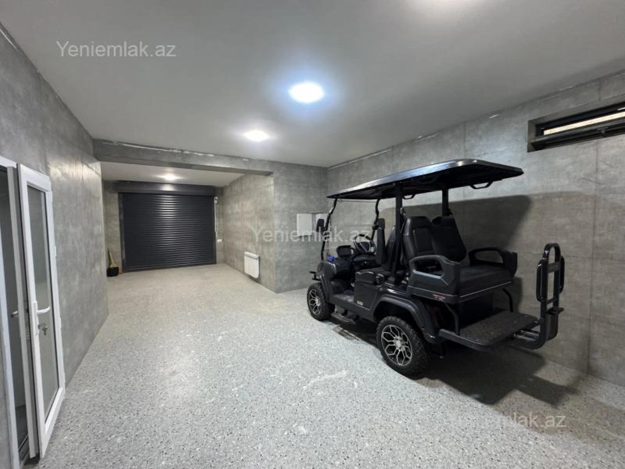 Satılır 7 otaqlı həyət evi 550 m²