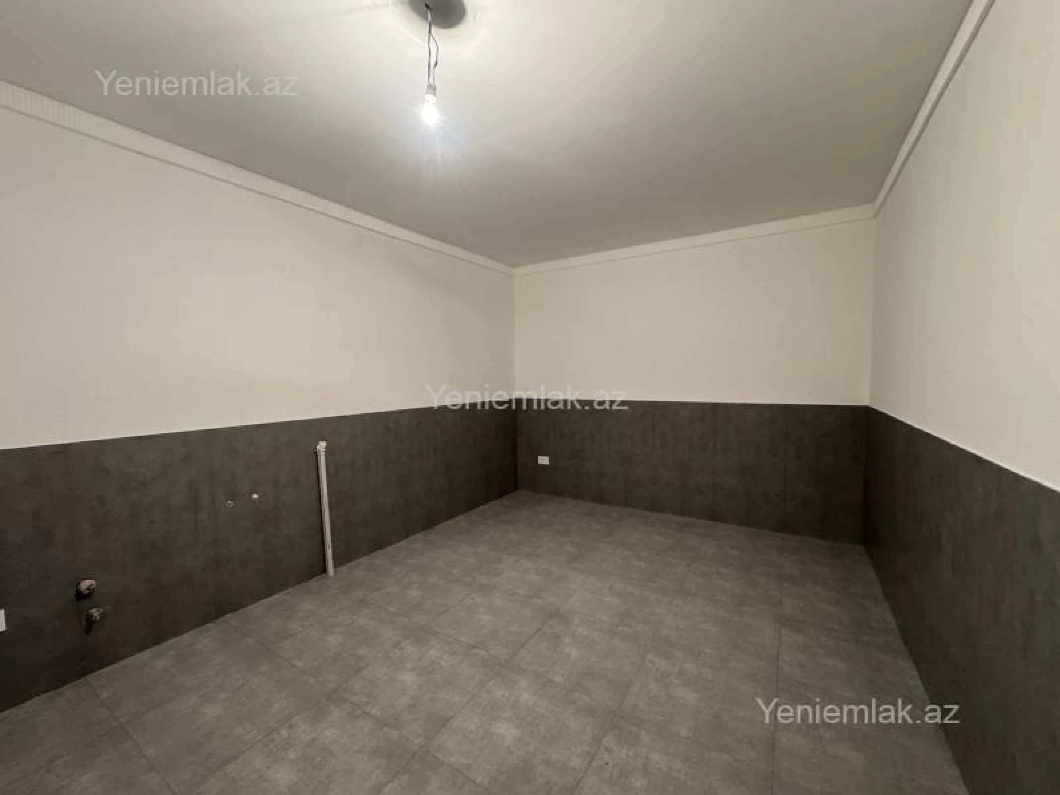 Satılır 7 otaqlı həyət evi 550 m²