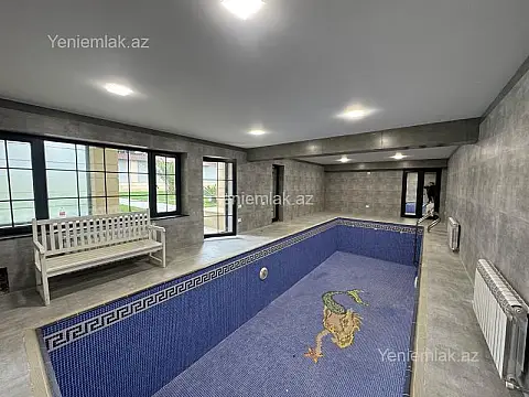 Satılır 7 otaqlı həyət evi 550 m²