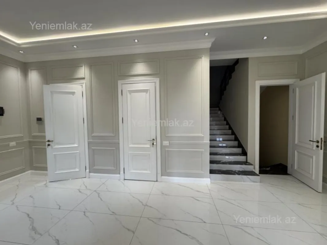Satılır 7 otaqlı həyət evi 550 m²