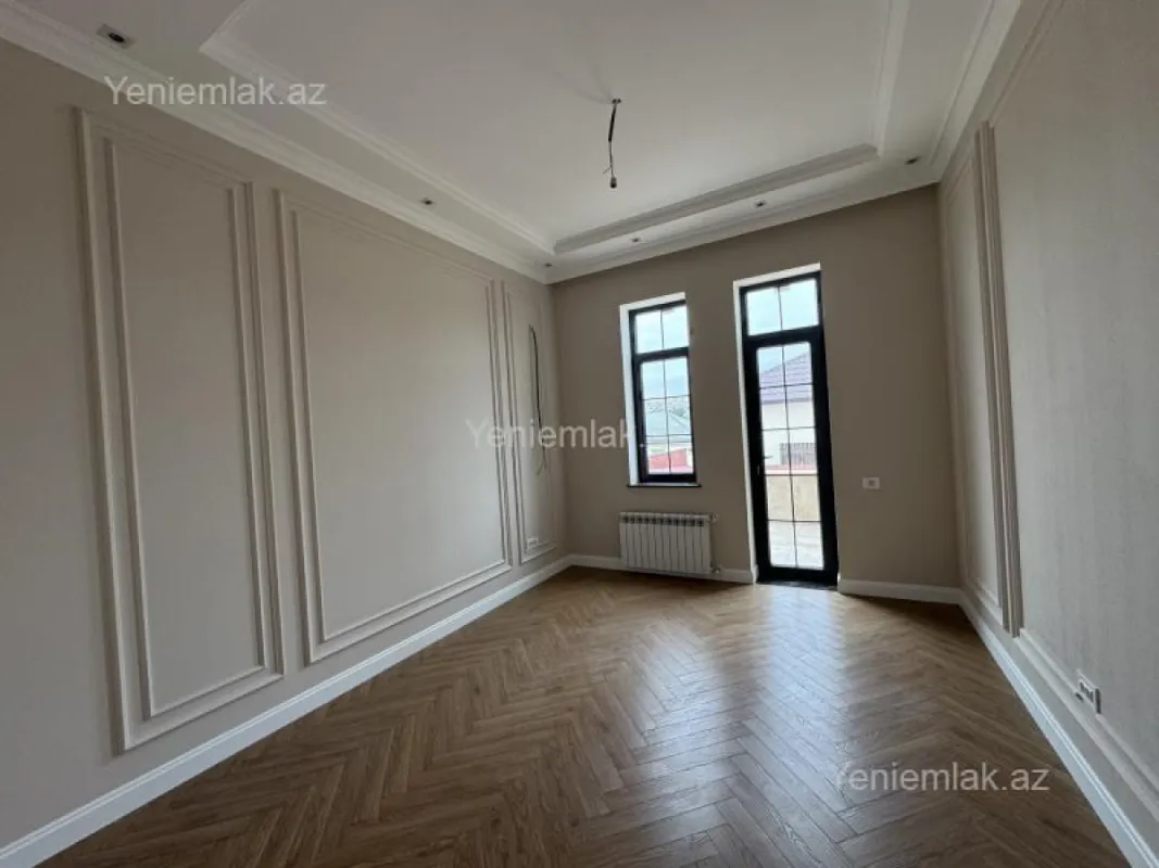 Satılır 7 otaqlı həyət evi 550 m²