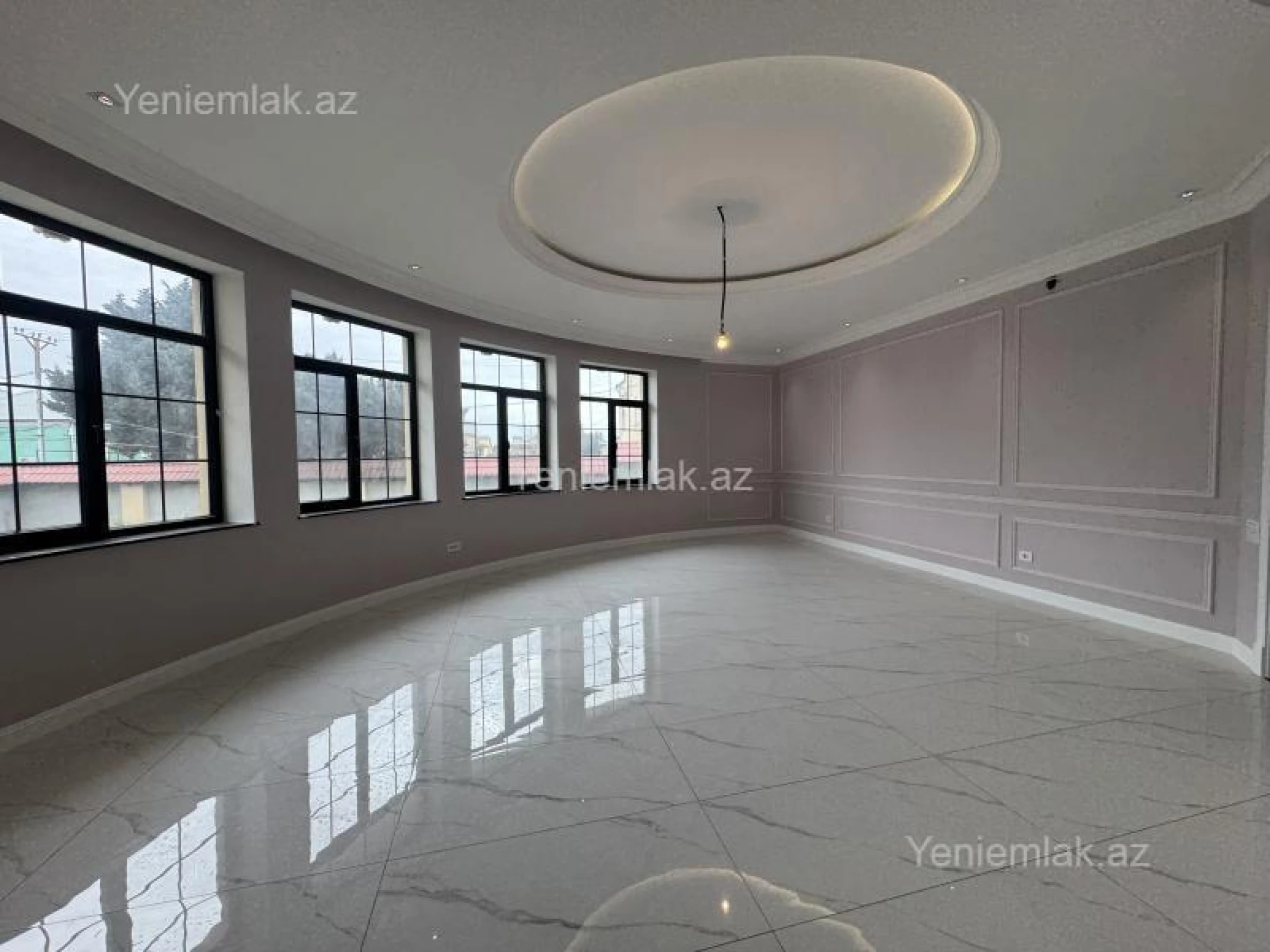 Satılır 7 otaqlı həyət evi 550 m²