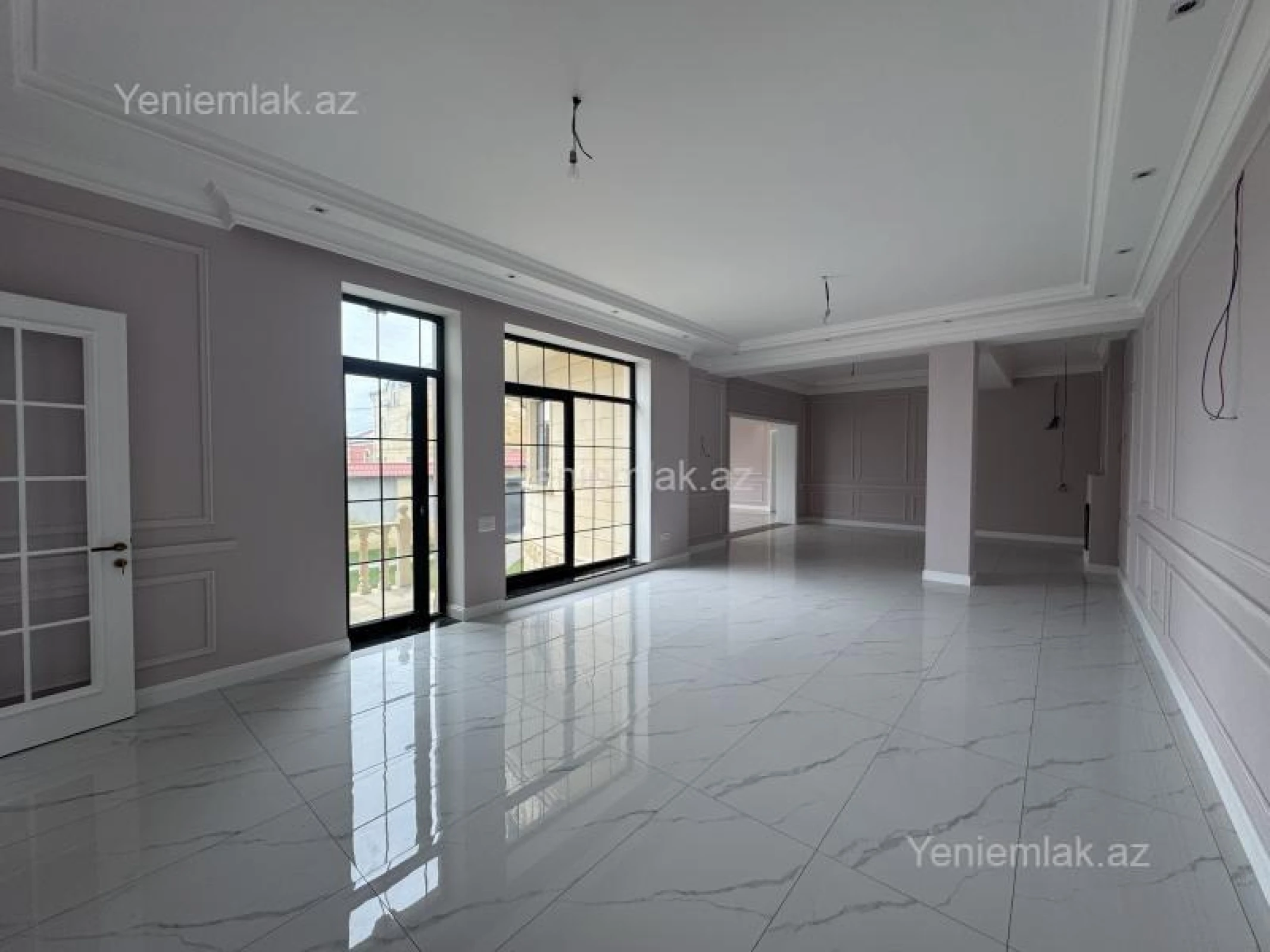 Satılır 7 otaqlı həyət evi 550 m²