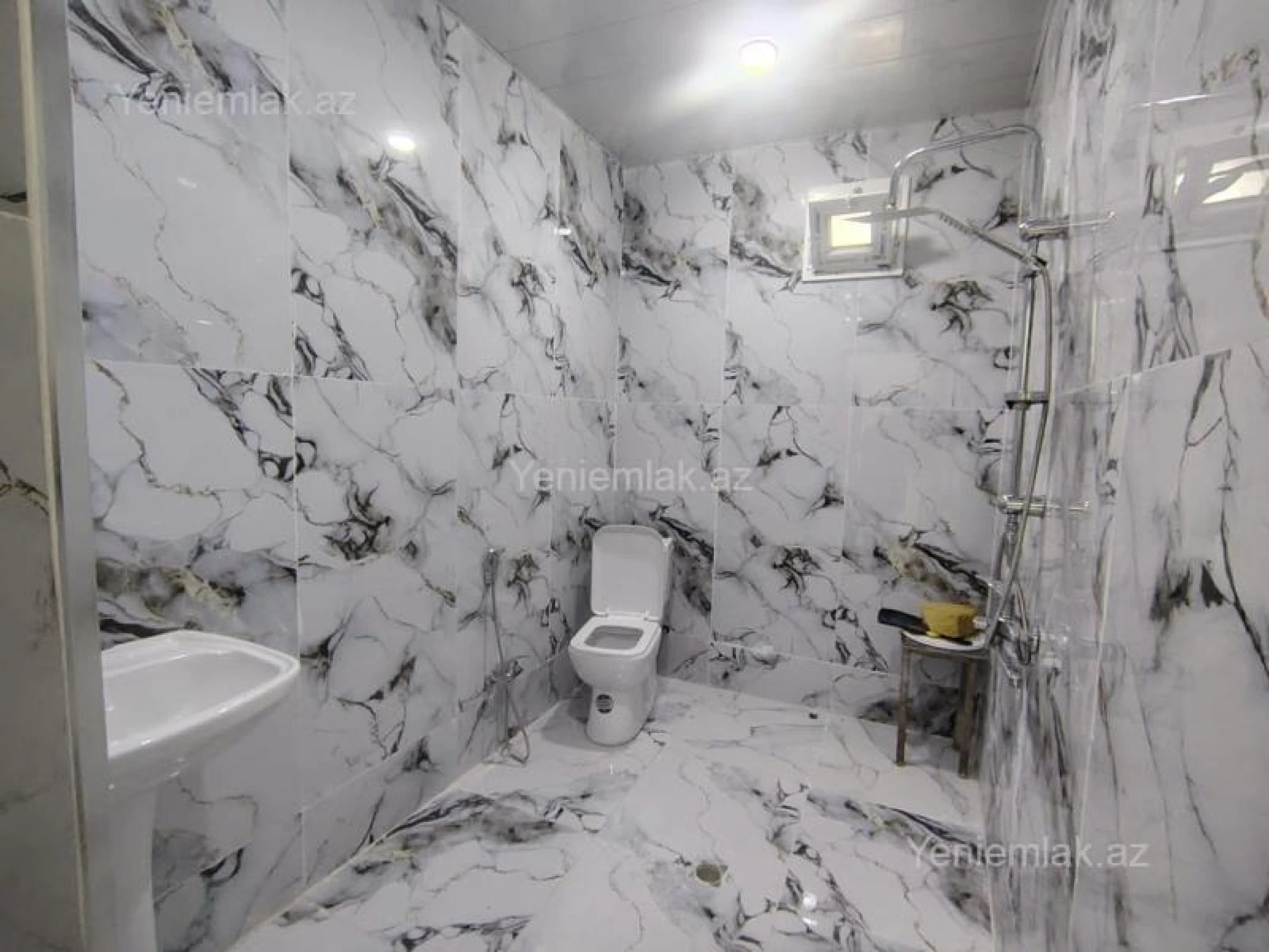 Satılır 3 otaqlı həyət evi 100 m²