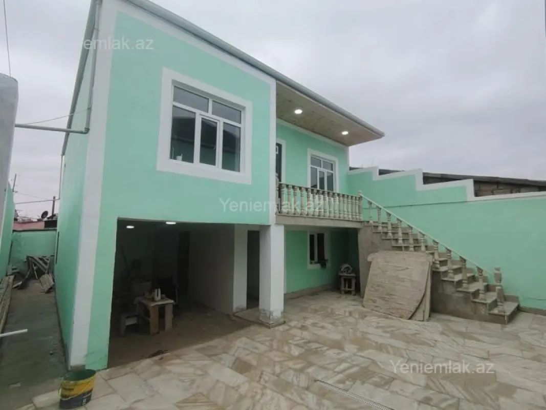Satılır 3 otaqlı həyət evi 100 m²