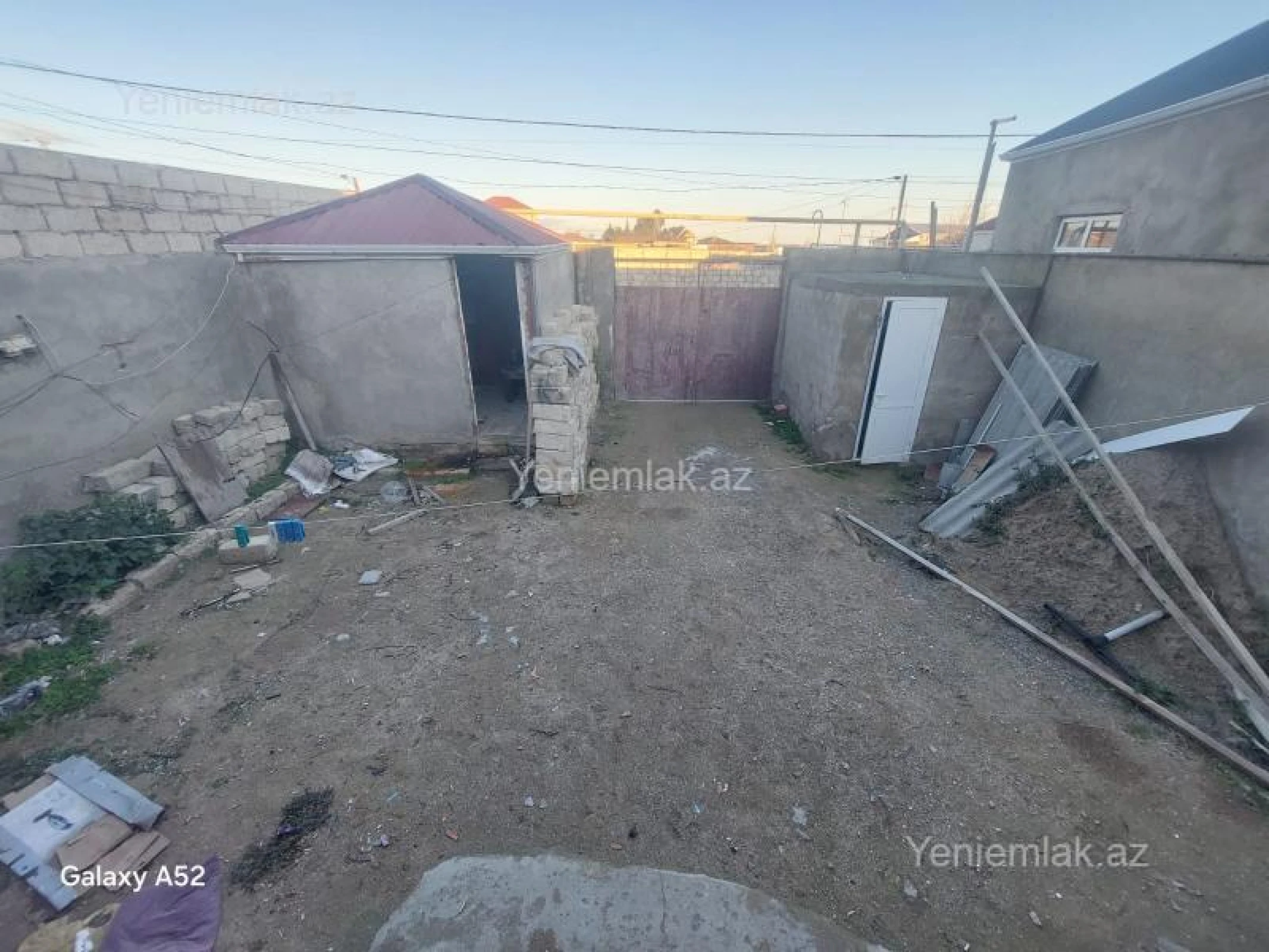 Satılır 3 otaqlı həyət evi 100 m²