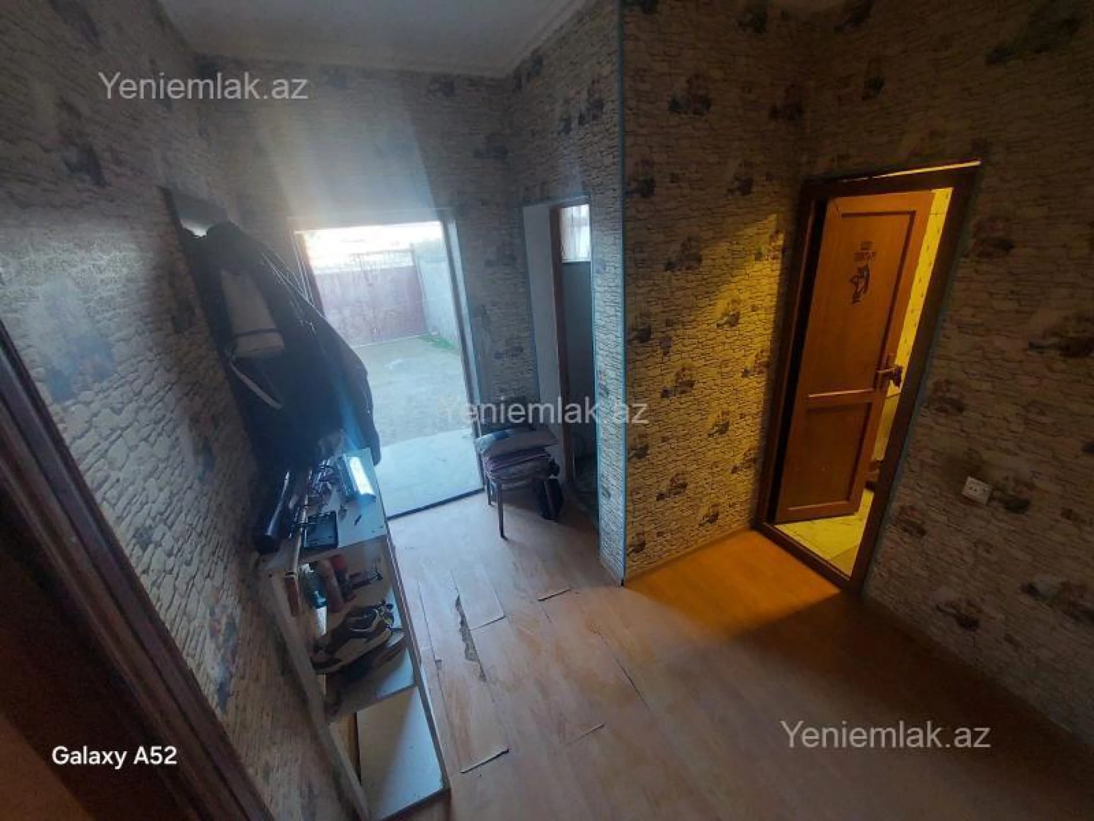 Satılır 3 otaqlı həyət evi 100 m²