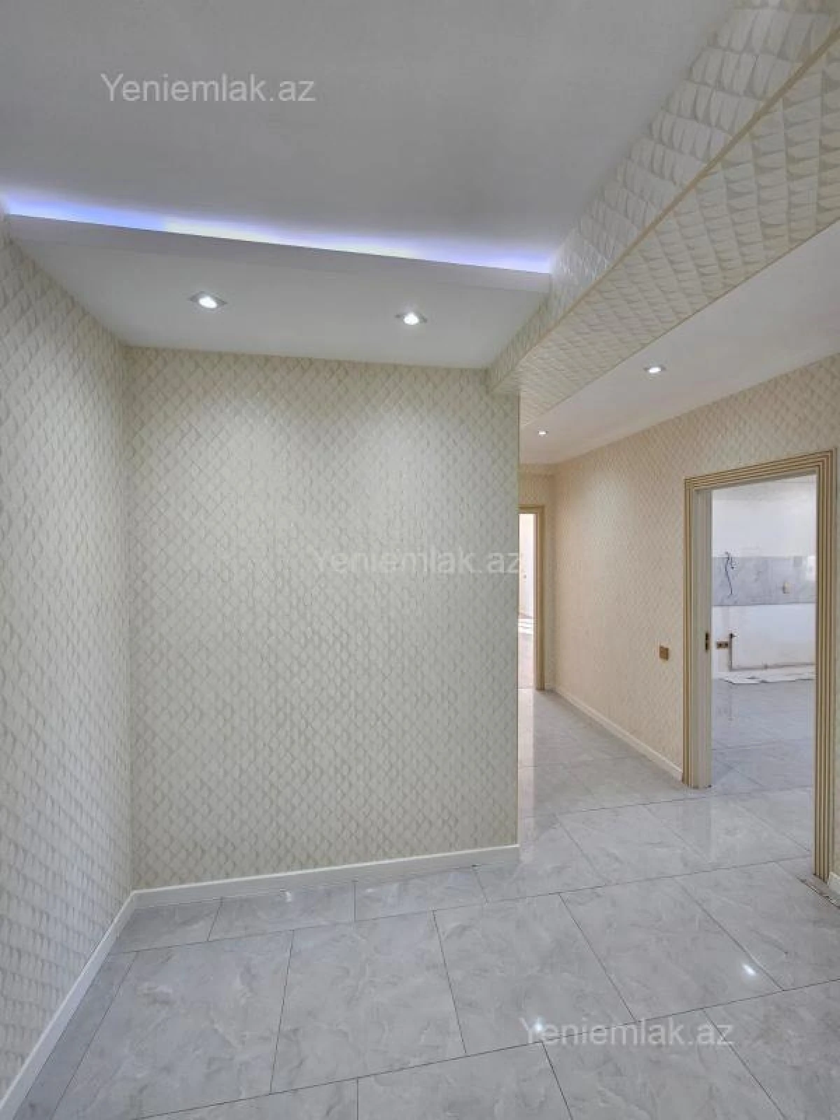 Satılır 2 otaqlı yeni tikili 107 m²