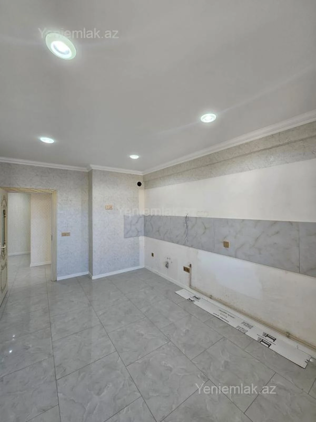 Satılır 2 otaqlı yeni tikili 107 m²