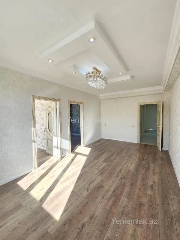 Satılır 2 otaqlı yeni tikili 107 m²