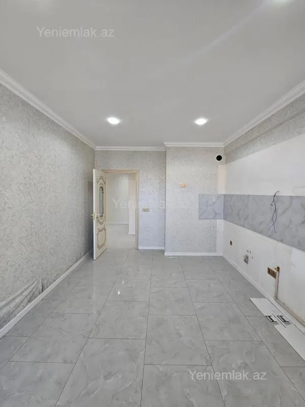 Satılır 2 otaqlı yeni tikili 107 m²