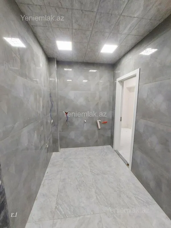 Satılır 3 otaqlı yeni tikili 85.5 m²