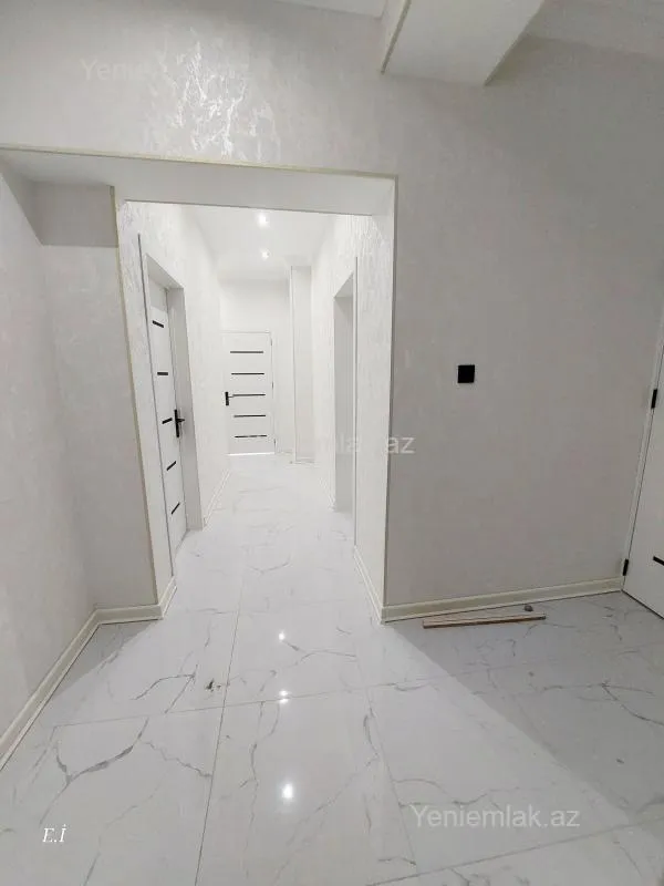 Satılır 3 otaqlı yeni tikili 85.5 m²
