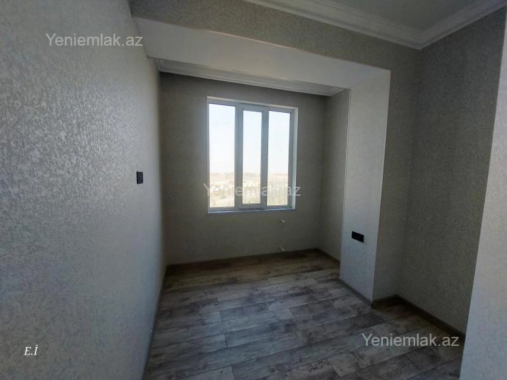 Satılır 3 otaqlı yeni tikili 85.5 m²