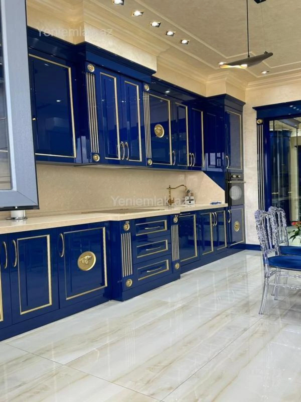 Satılır 3 otaqlı yeni tikili 120 m²