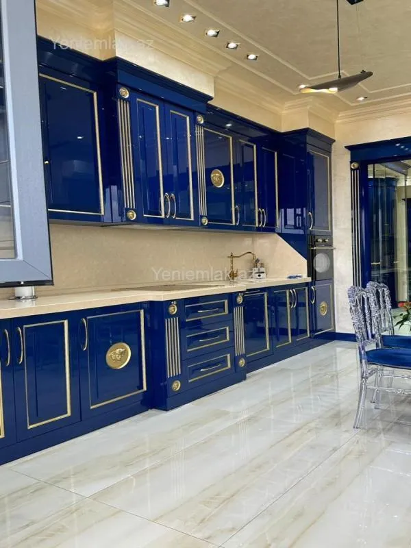 Satılır 3 otaqlı yeni tikili 120 m²